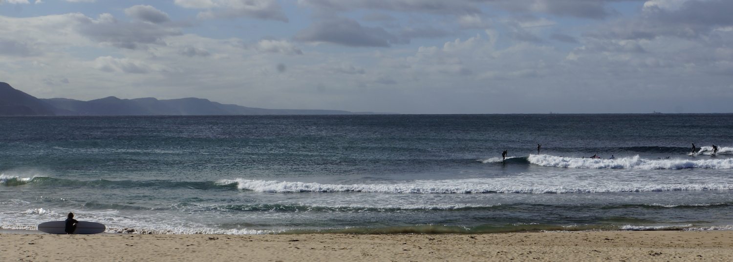 Pre-surf wave line up